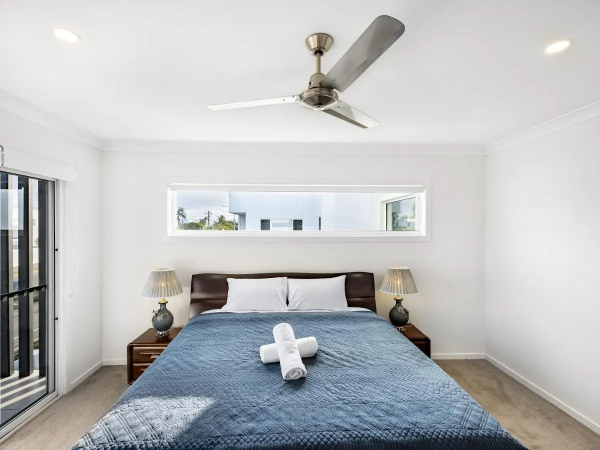 4Br Cozy House 5Mins To Beach Gold Coast Australia