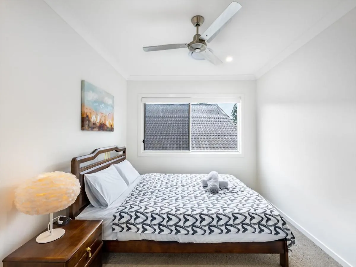 4Br Cozy House 5Mins To Beach Gold Coast Australia